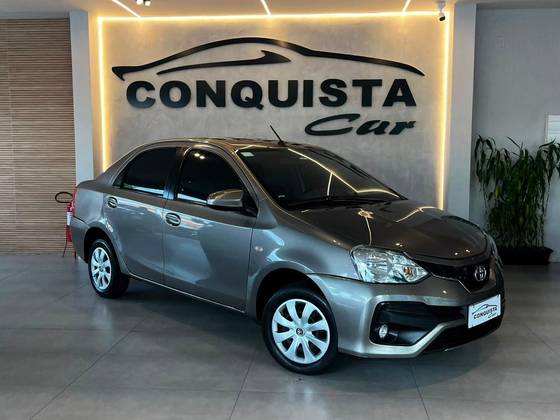 TOYOTA ETIOS 1.5 XS SEDAN 16V FLEX 4P AUTOMÁTICO TOYOTA ETIOS 1.5 XS SEDAN 16V FLEX 4P AUTOMÁTICO